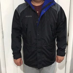 Columbia Hardshell size medium